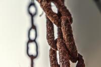 <h2>Rusted chain
</h2><p></p>